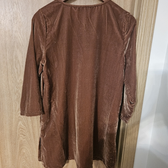 April Cornell, Velvet Toffee Tunic Top. - Picture 7 of 11